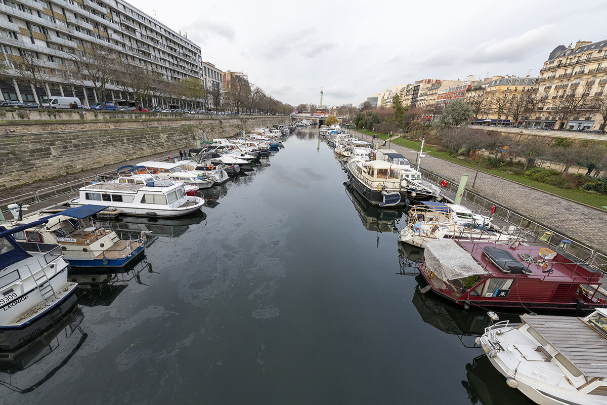 The Jardin du Bassin de l'Arsenal is a public park in the 12th a