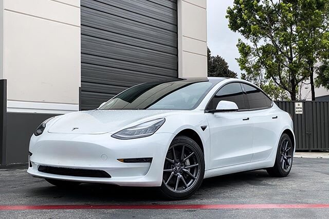 Model 3 Blackout Package in Gloss Black &amp; @suntekfilms Ceramic Window Tint (20%). Click the link in our bio to order a blackout package today! #tesla #model3 #blackoutpackage #teslamodel3 #cawrap #californiawraps