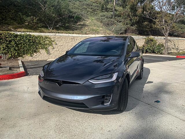 Brand NEW @teslamotors Model X with Satin Black Blackout Package, @suntekfilms CIR 30 Window Tint, and Front Bumper &amp; Headlights ClearBra #tesla #modelx #cawrap #californiawraps #teslamotors #vista