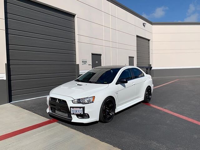 Full @suntekfilms ClearBra, @3mfilms Gloss Black Roof Wrap, and Ceramic Window Tint on this Evo.  With a 10year Warranty on the ClearBra, this car will be protected for many miles to come. #cawrap #californiawraps #evo #mitsubishi #clearbra #windowti