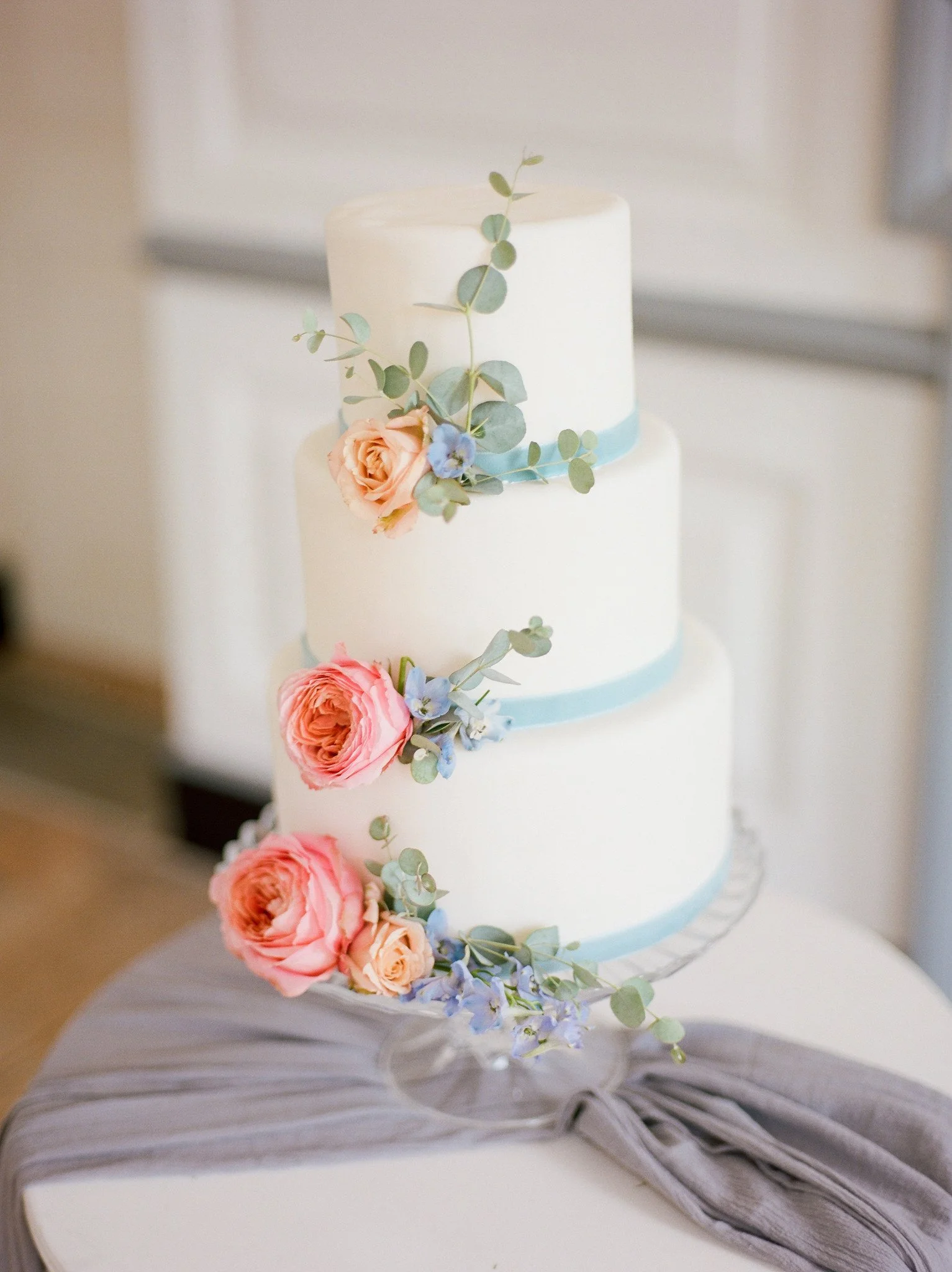 gauze table runner rental