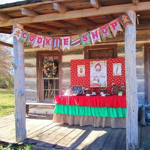 christmas_tablecloth.jpg