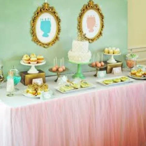 tutu_tablecloth_pink_2.jpg