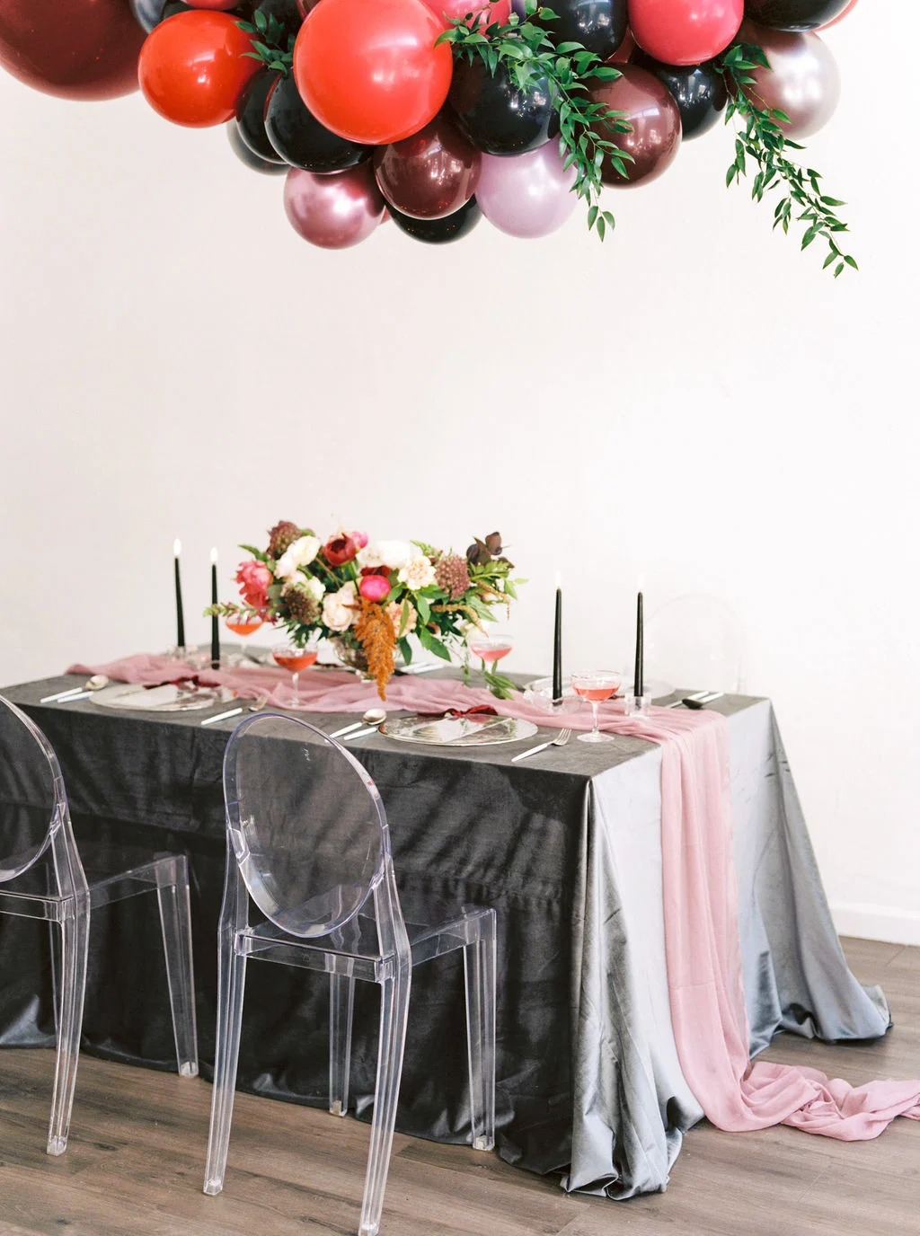 Table linens for New Year, events, and wedding ideas