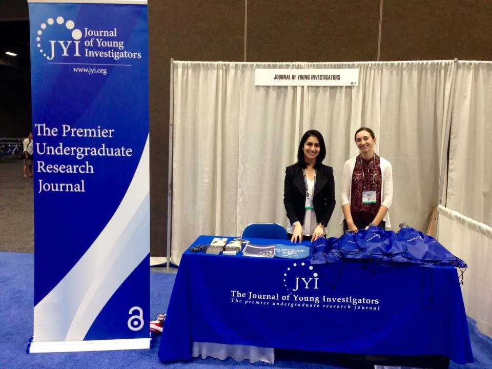 Editor-in-Chief, Maya Gosztyla (right) and former Chief Development Officer, Sahba Seddighi (left) ran a table promoting JYI at the 2016 Society for Neuroscience Conference in San Diego, CA.