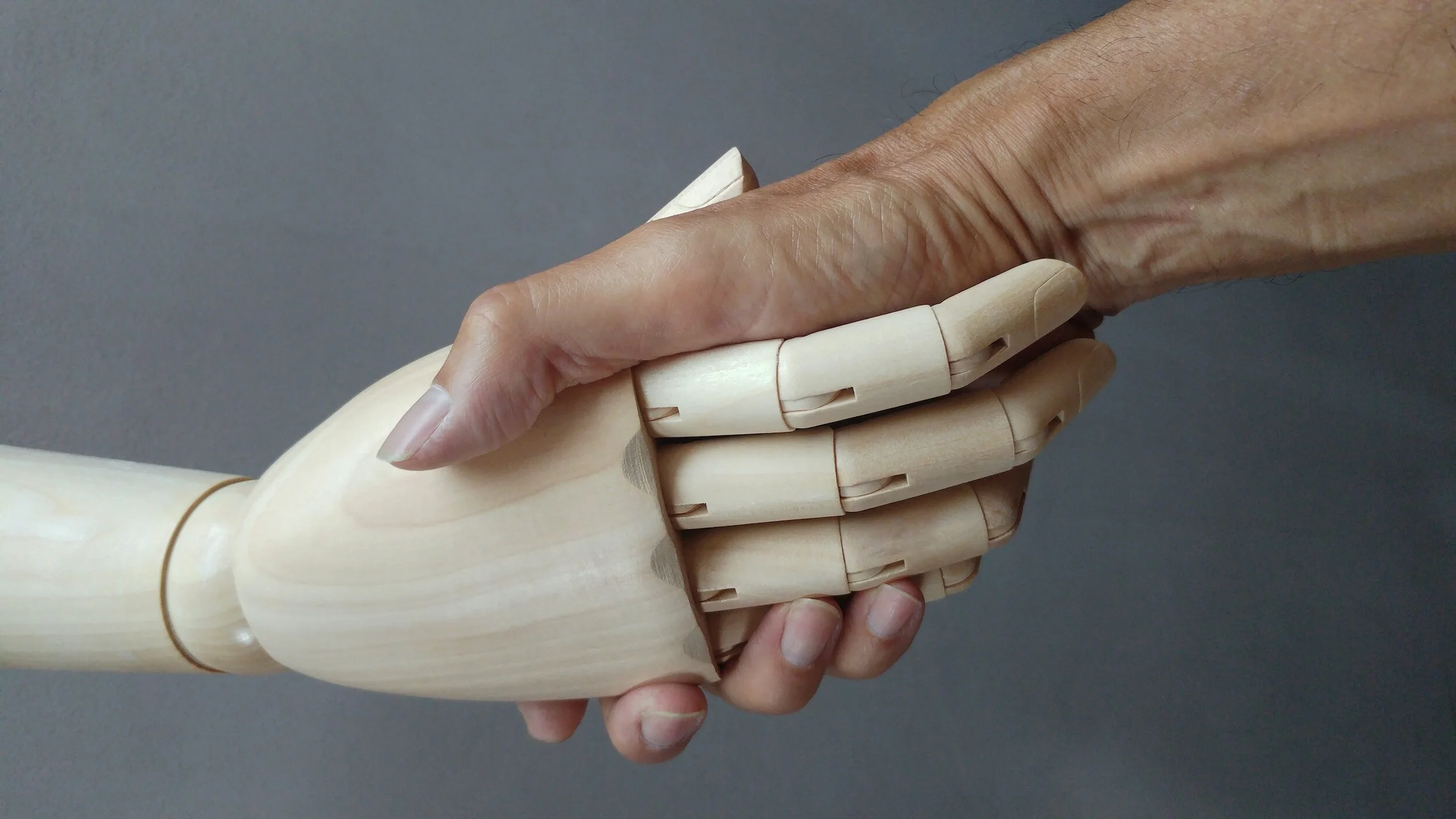 Bionic Hand Gives New Hope to People with Arm Amputations