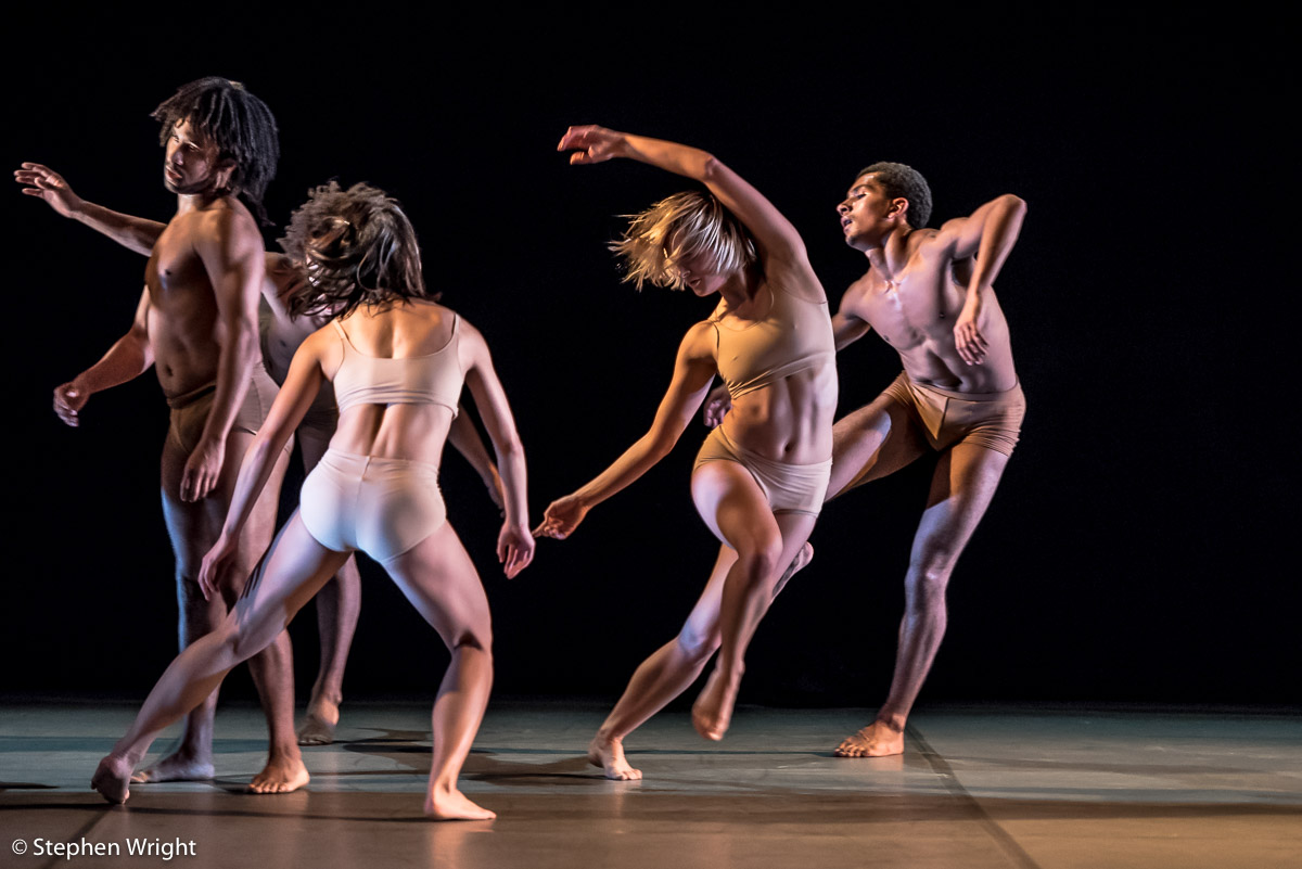 Miguel Altunaga , Liam Francis , Vanessa Kang , Edit Domoszlai and J acob O'Connell in Patricia Okenwa 's work Hydrargyrum for Rambert .