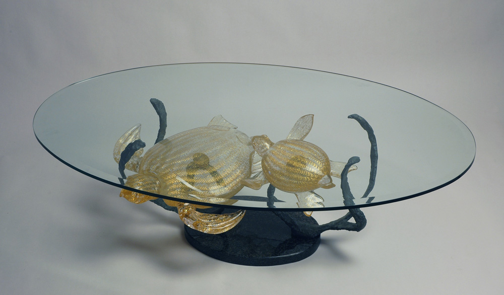 TAV-TA-O_Table Gold Turtle.jpg