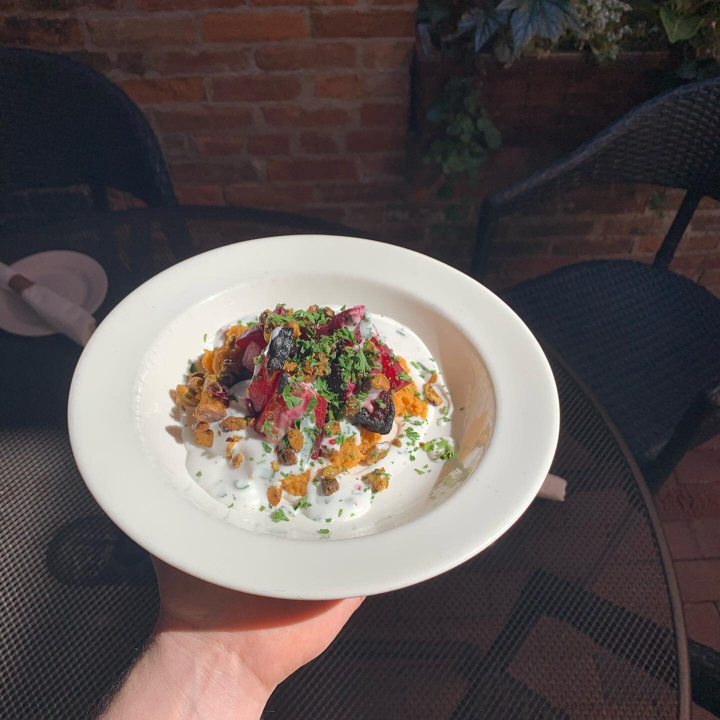 new vegan appetizer ✨ 
SWEET BEET ! sweet potato white bean hummus, red wine vinegar roasted red and golden beets, coconut lime yogurt, pistachio, parsley! 
.
.
available daily on our dinner menu!
.
.
#appetizers #plantbased #vegan #pastabilities #sy