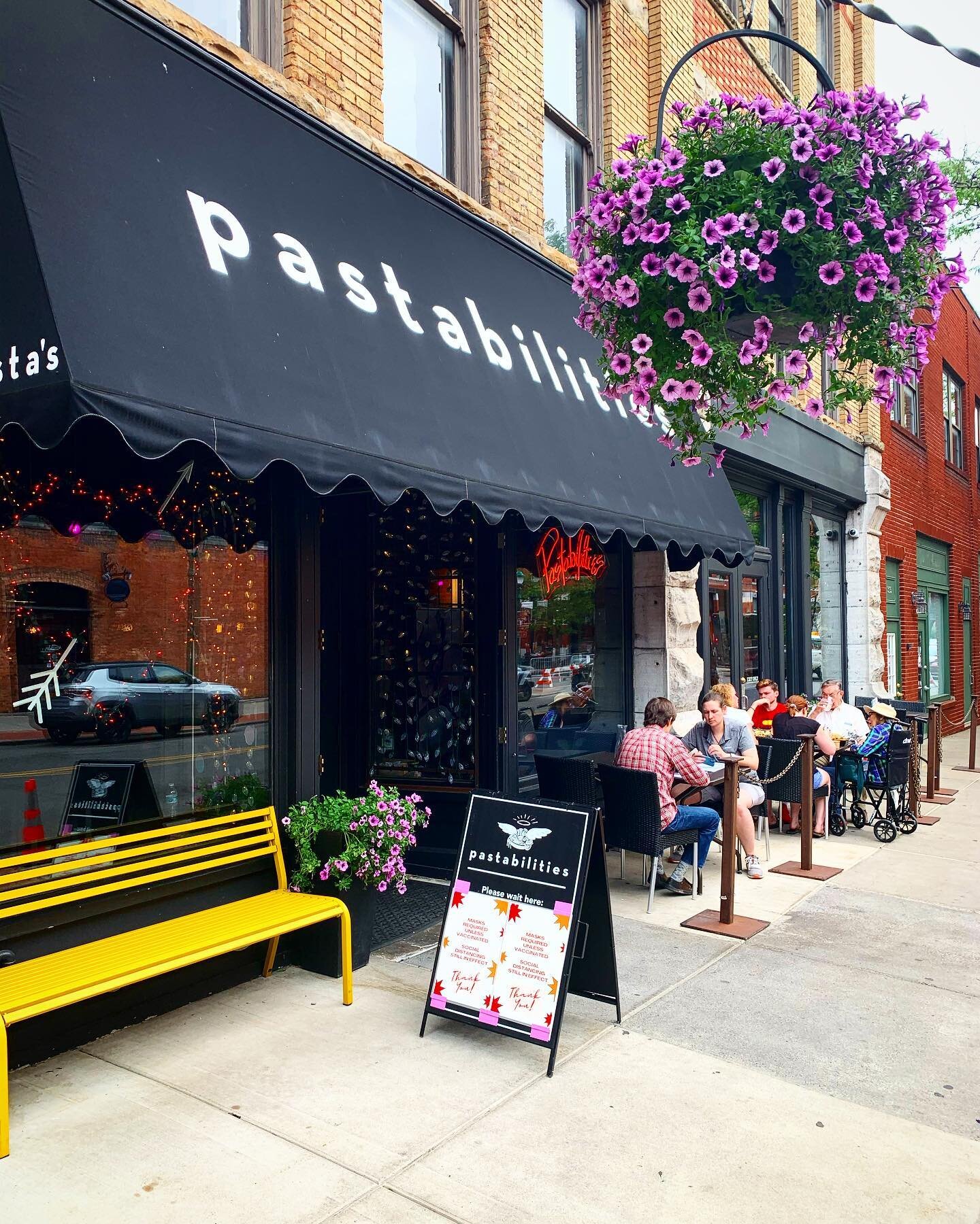 Hey guys! 👋 Here&rsquo;s a little message from Pasta&rsquo;s regarding some changes to our take out program!
.
.
Starting tonight (6/18) we will no longer be providing curbside service for to go orders. We will continue to provide a take out lane on