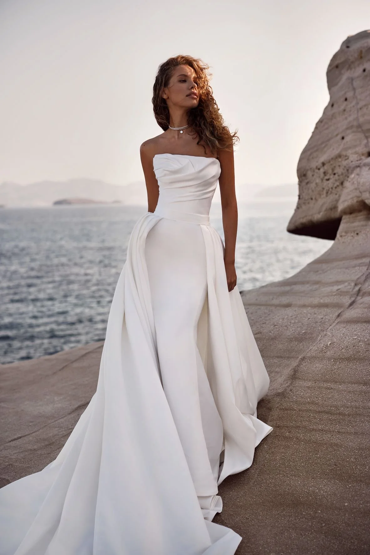 Olipmia + Overskirt