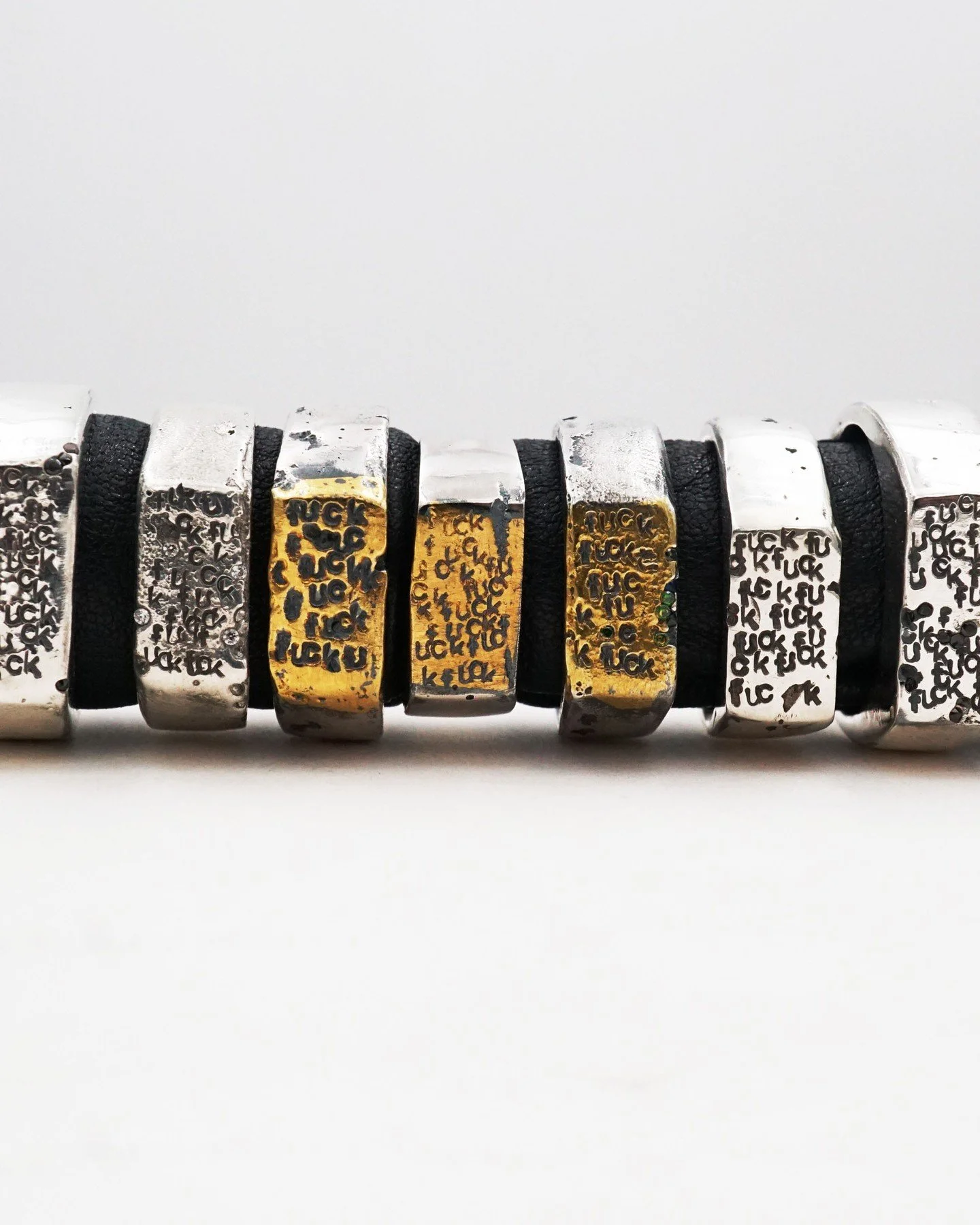 Holiday ordering has closed, but you can still come by the studio thru December 16th to shop the collection.

Or, if you are more the DIY type or always wanted to try your hand at making jewelry, all workshop gift certificates are 20% off thru Januar