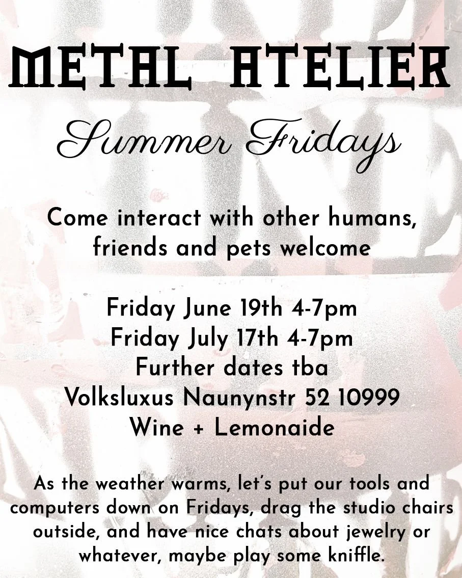 It is summer time in the city!

After the success of the first summer Friday (which I of course neglected to take a single picture of), I want to keep this going. 

Next dates: Friday June 19th + Friday July 17th. Put your tools down, close those lap