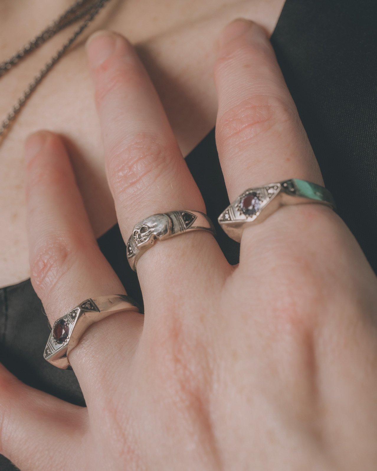 IGcropSKULL AND CROSSBONES EM 2025 12 06-1100290.jpg