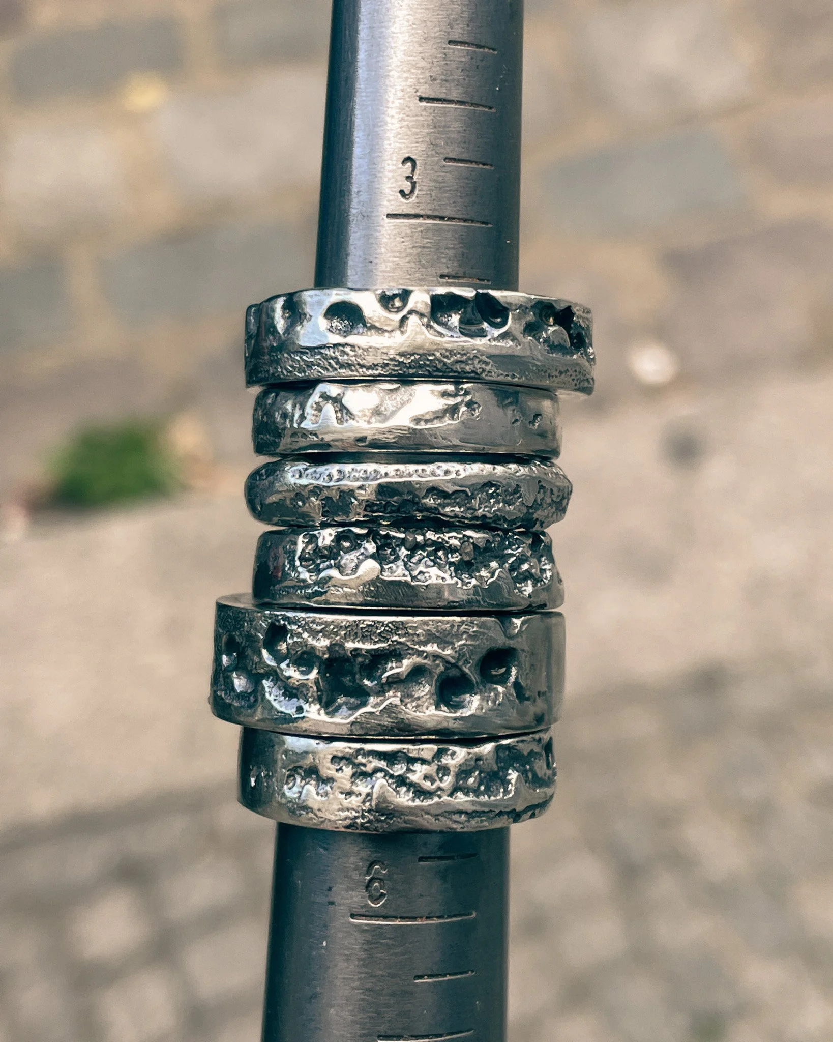 6 Hour Group Intensive: Sand Cast a Textured Ring