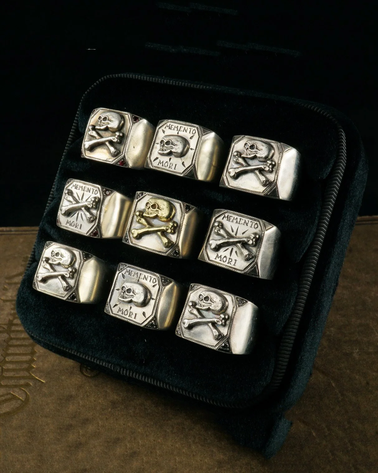 signetfamily_IGcrop1.jpg (Copy) (Copy)