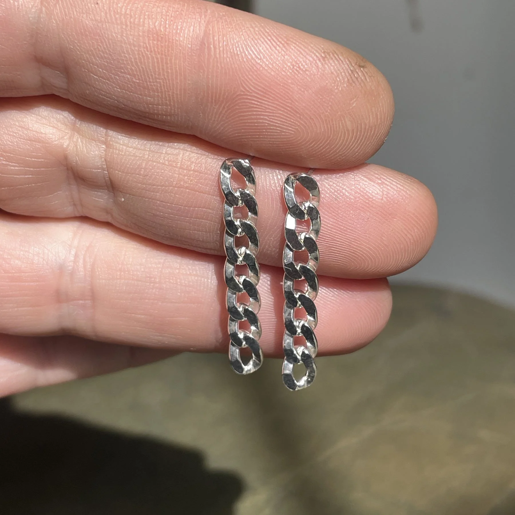 curbearring.jpg