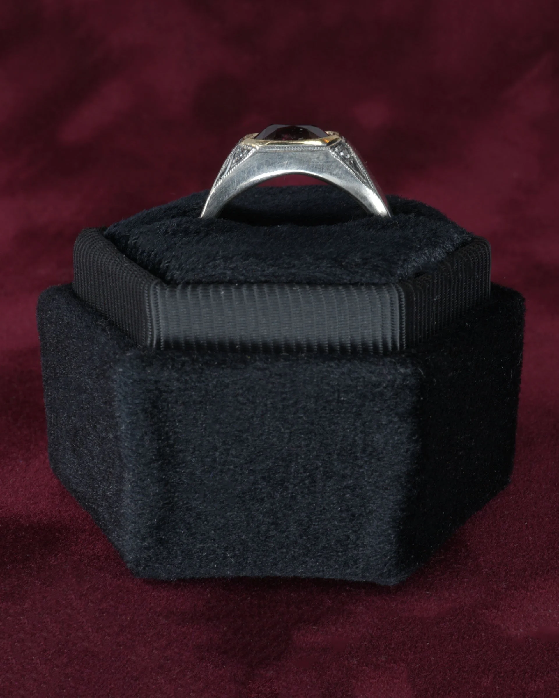 garnetboxupright.jpg