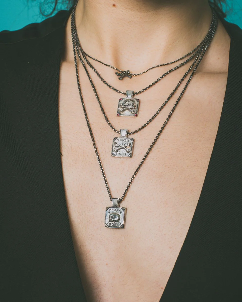 IGcropSKULL AND CROSSBONES DRAG KING 2025 12 06-2436.jpg