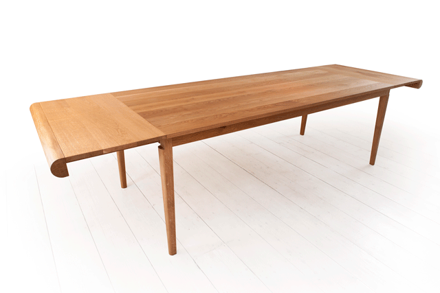 TABLE-Animated GIF640px.gif