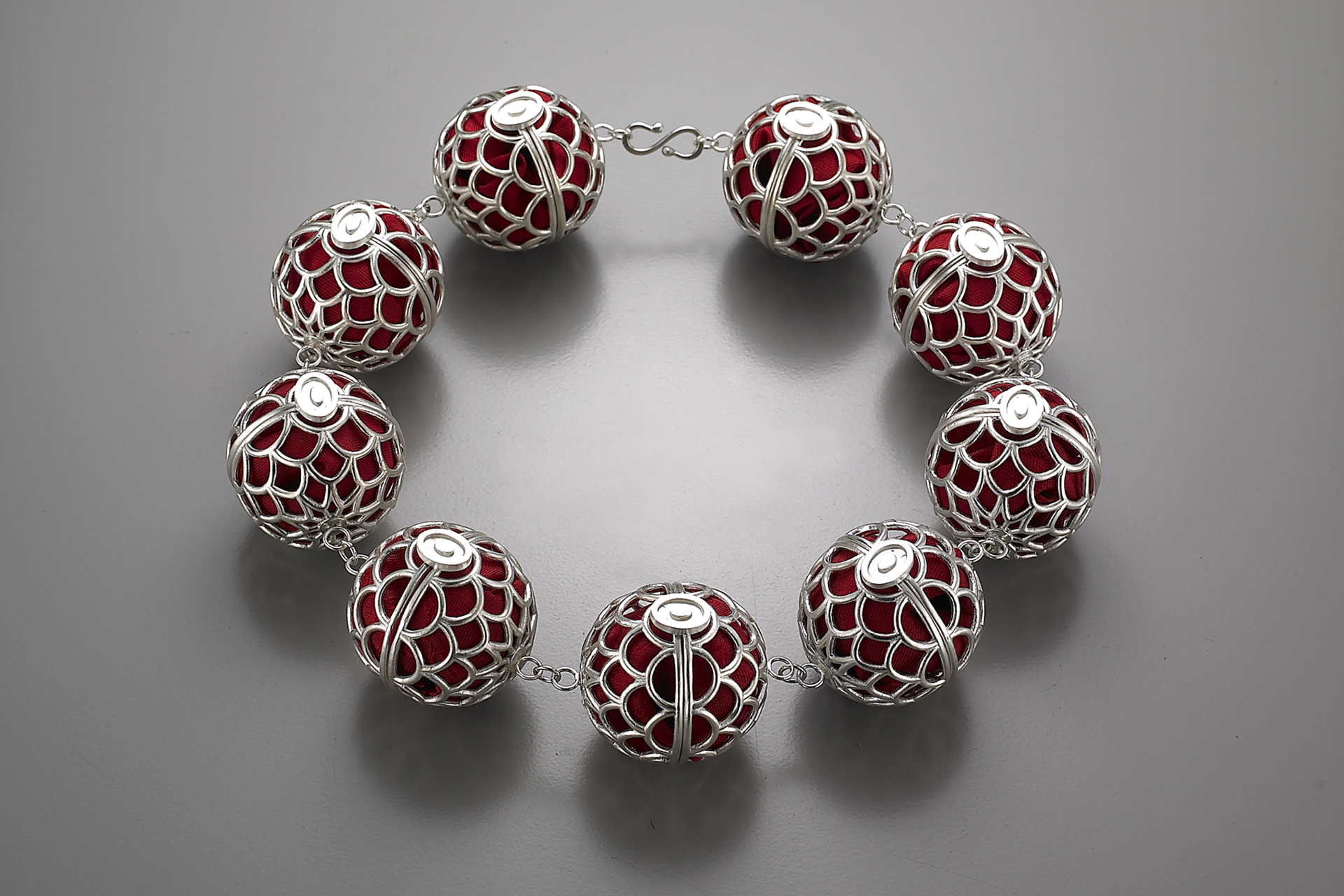 Wishing Charm (Closed view) 