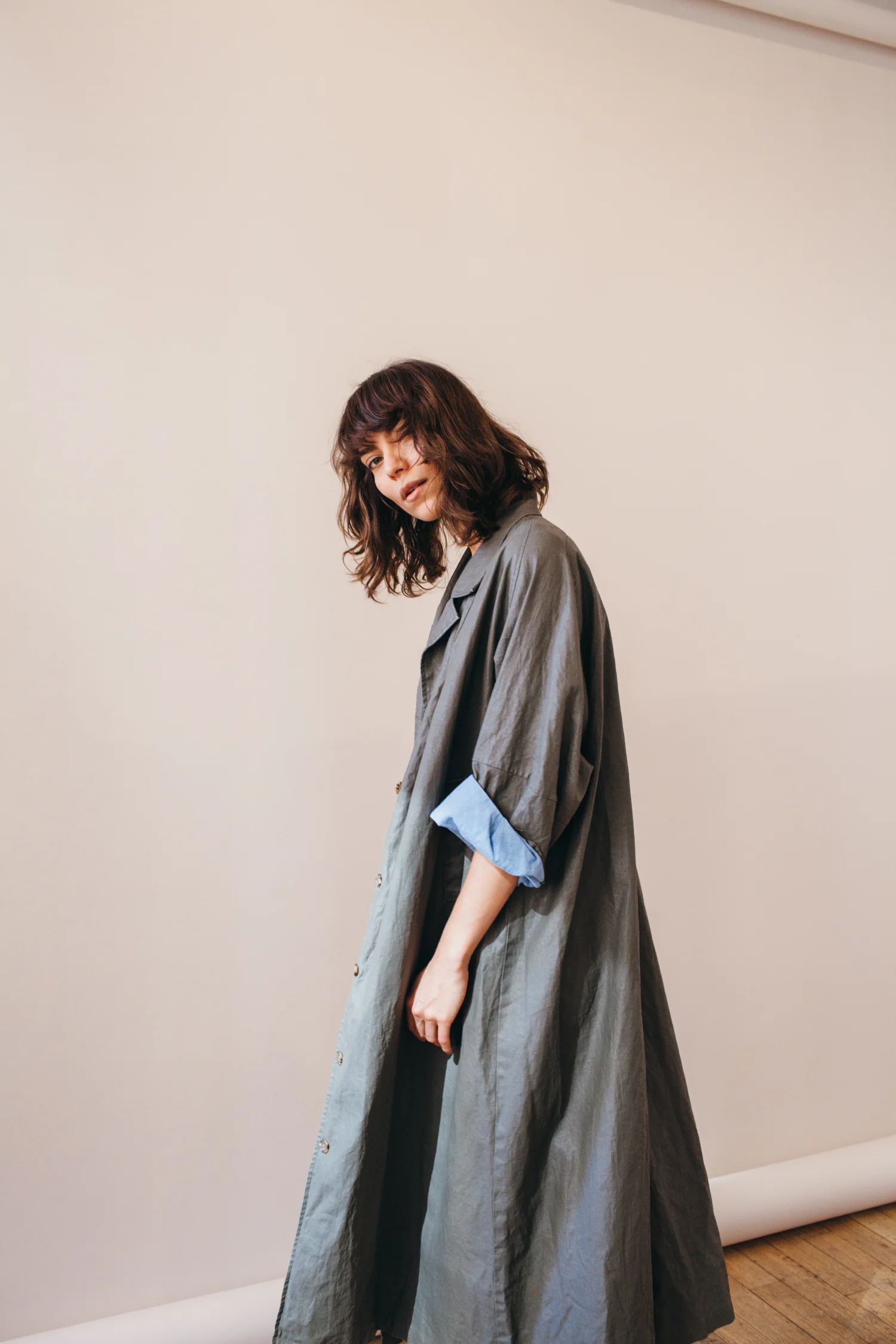 amber_mahoney_rachel_comey_ali_breslin_spring_summer_2016_004.jpg