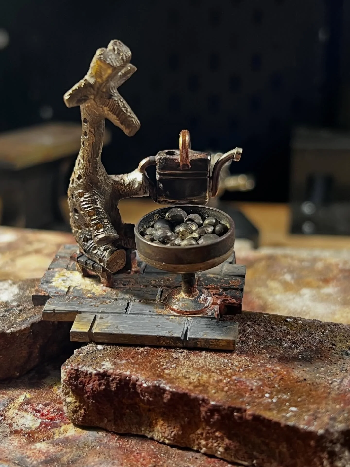 It&rsquo;s been so warm (60s) the past several days that I saw someone watering their perennial pots. Lots of complaints that it didn&rsquo;t feel like Christmas here in St. Louis. I&rsquo;ll take it while it lasts!