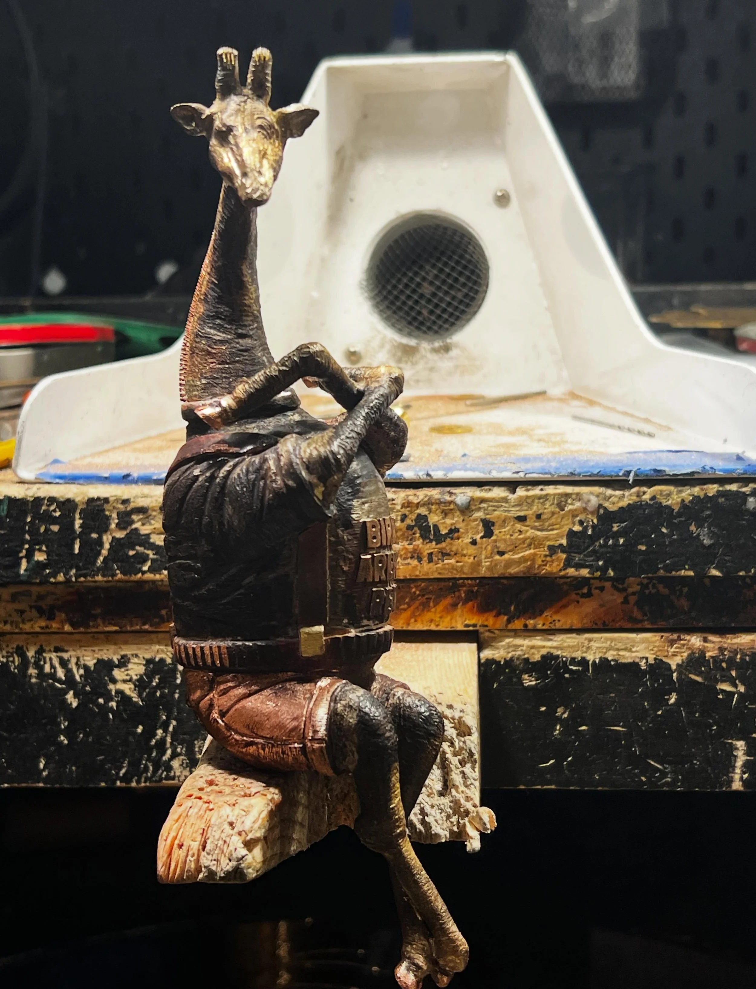 Throwing up gang signs!

I don&rsquo;t know if it&rsquo;s boredom, a desire to create larger and larger work, or just pushing myself to make better and more detailed pieces, but this giraffe ended up with 5 hand carved and cast components and 21 hand