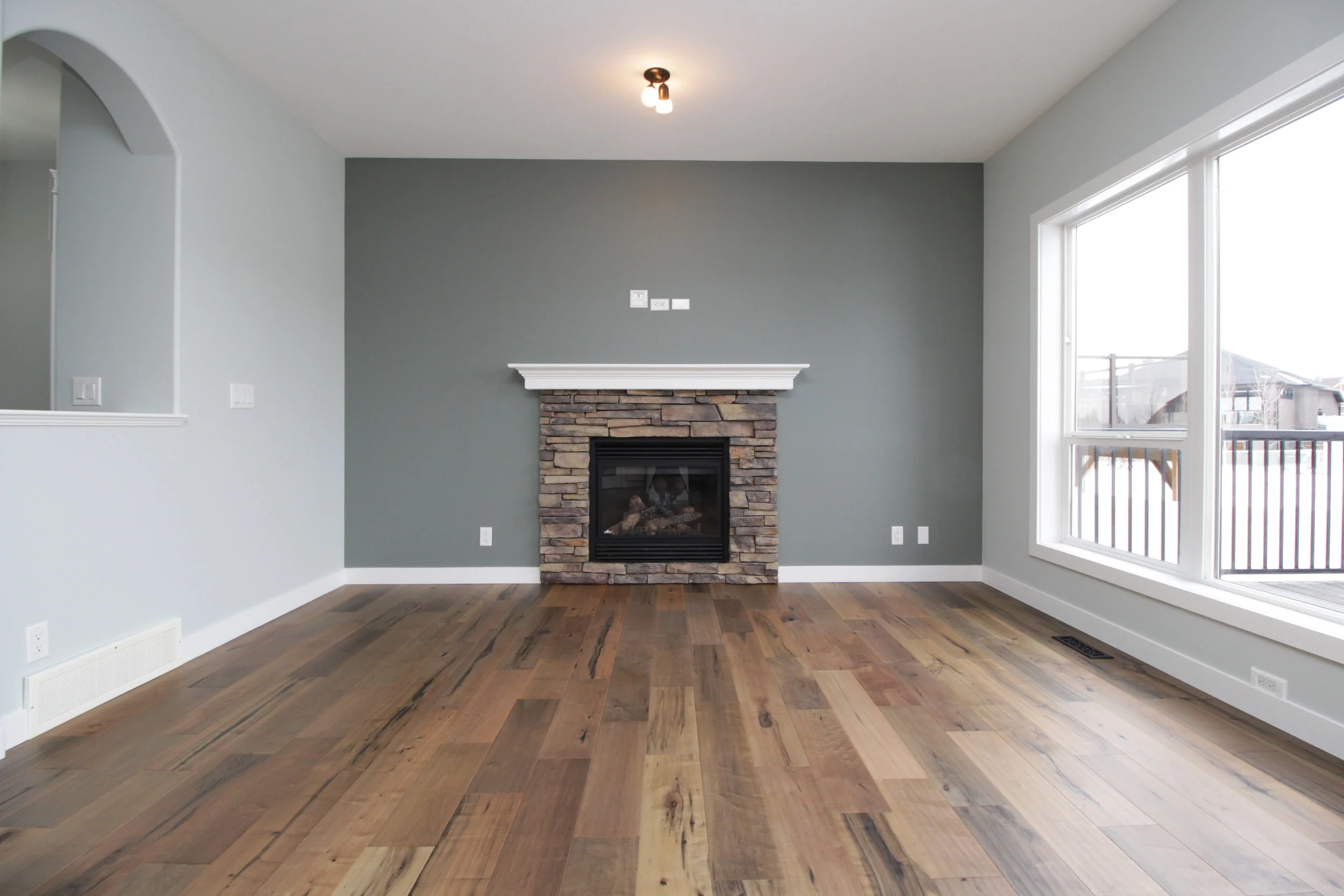 Living Room 2.jpg