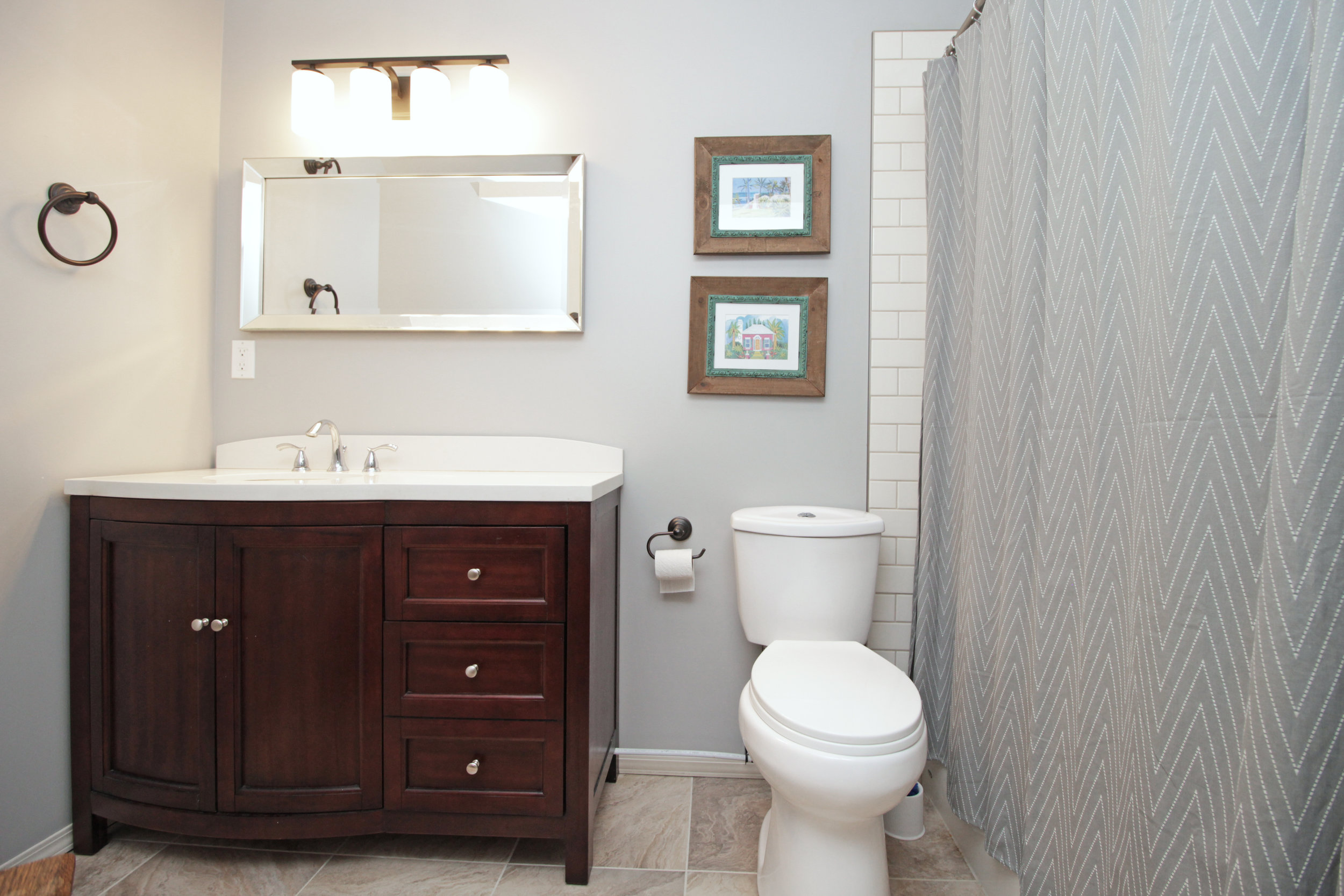 Bathroom 2.jpg