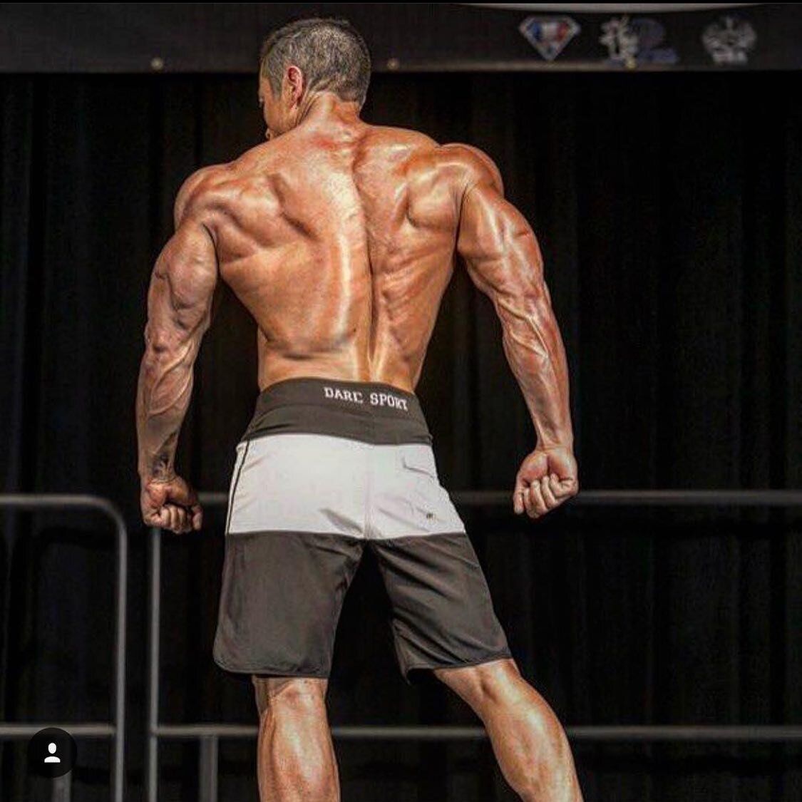 #throwbackthursday to a mid-transistion back pose I did in 2017.  See what I did there, a #throwback to an old back pose😉 #tbt

_________________________________

LOOKING FOR ONLINE COACHING?
(Find a direct link in my bio.)
I'm only accepting 3 more