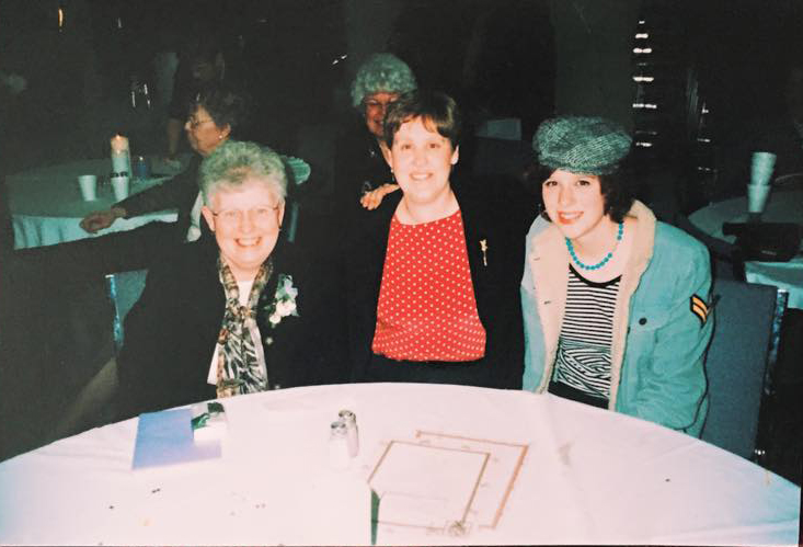 grandma+mom+me.jpg