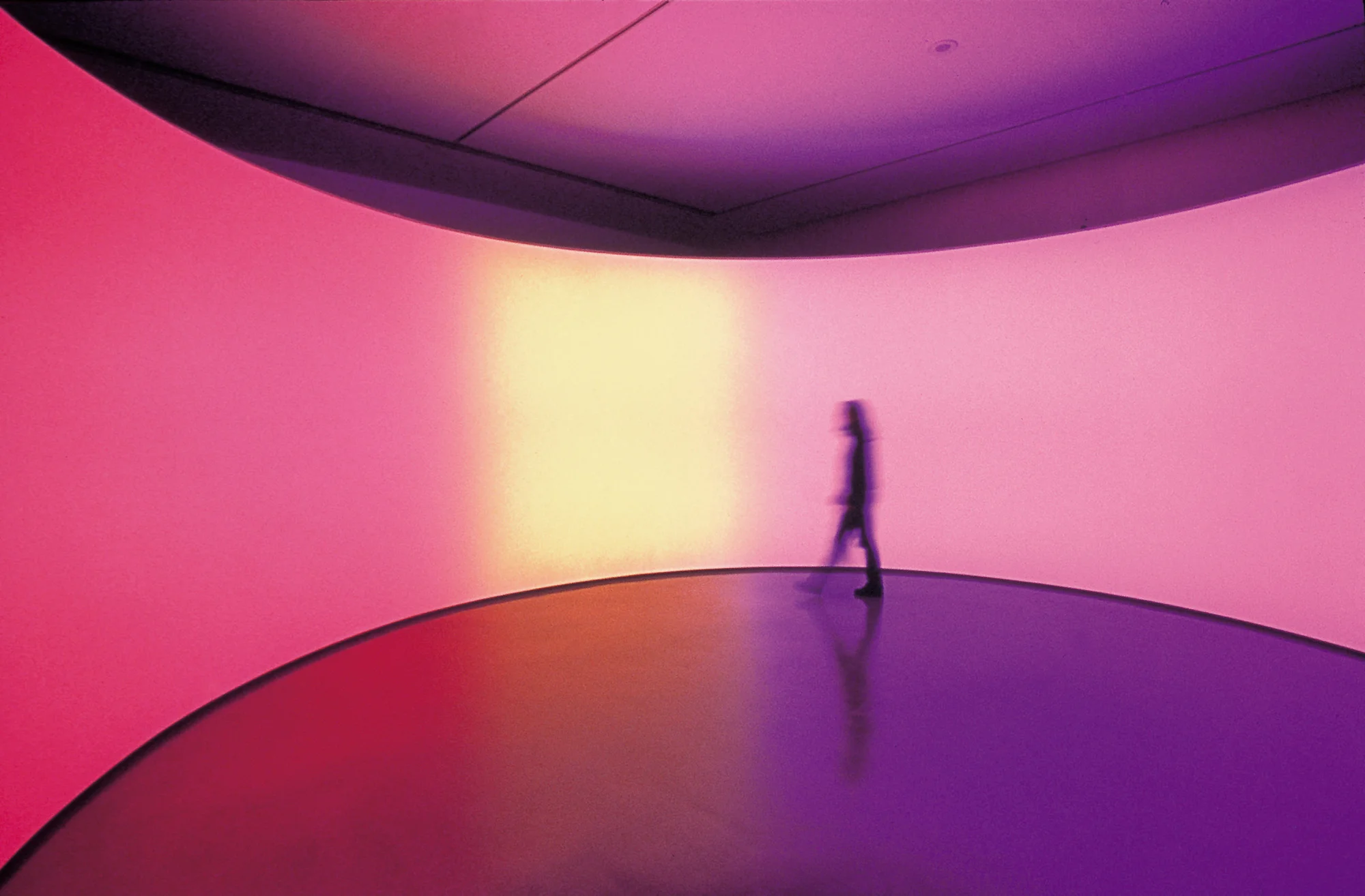 Olafur Elisson : Take Your Time exhibition, MoMA, 2008 Source: https://www.moma.org/calendar/exhibitions/31?locale=en#installation-images