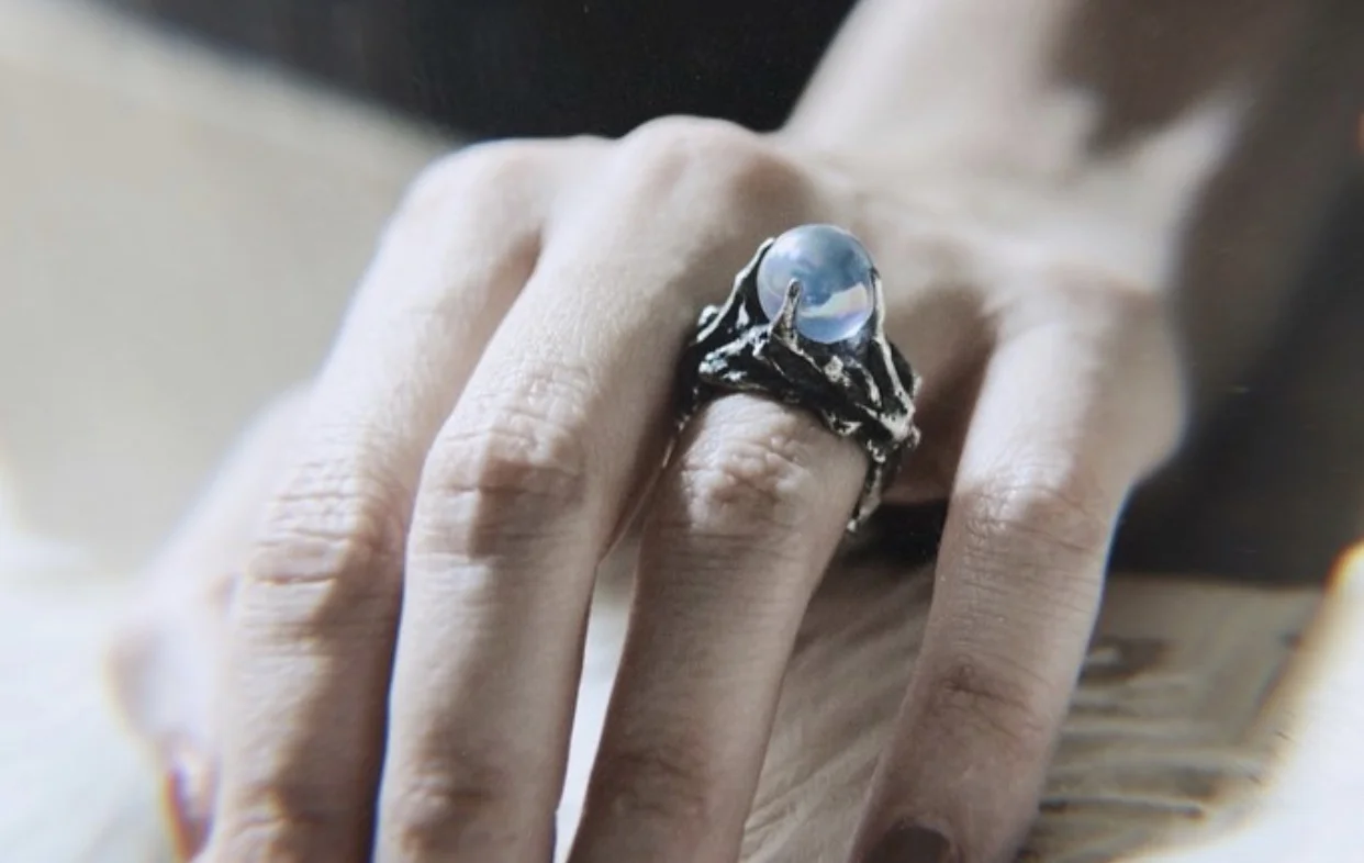 E7300C94-A7E5-4C2A-A2BB-A4ECEE3CB967