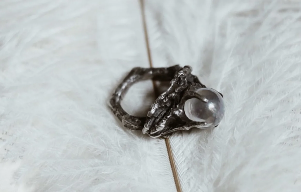 F64A8BA1-22ED-4904-8230-DD6002EE15F3