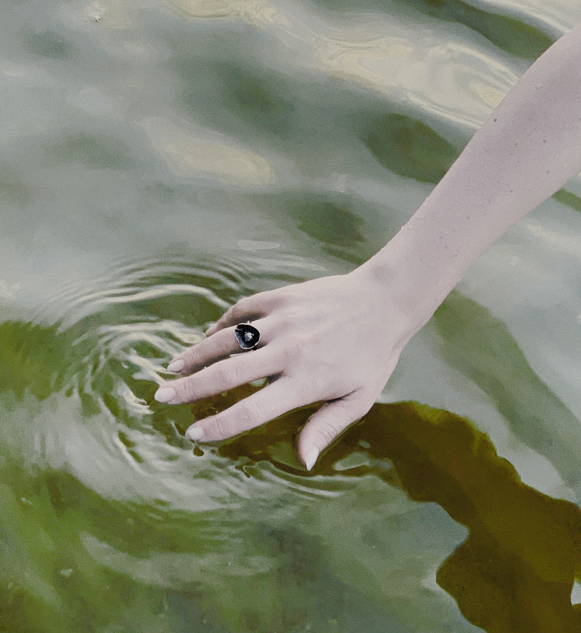 D31AAB51-800E-4EAF-AEBE-8C3585576ECA