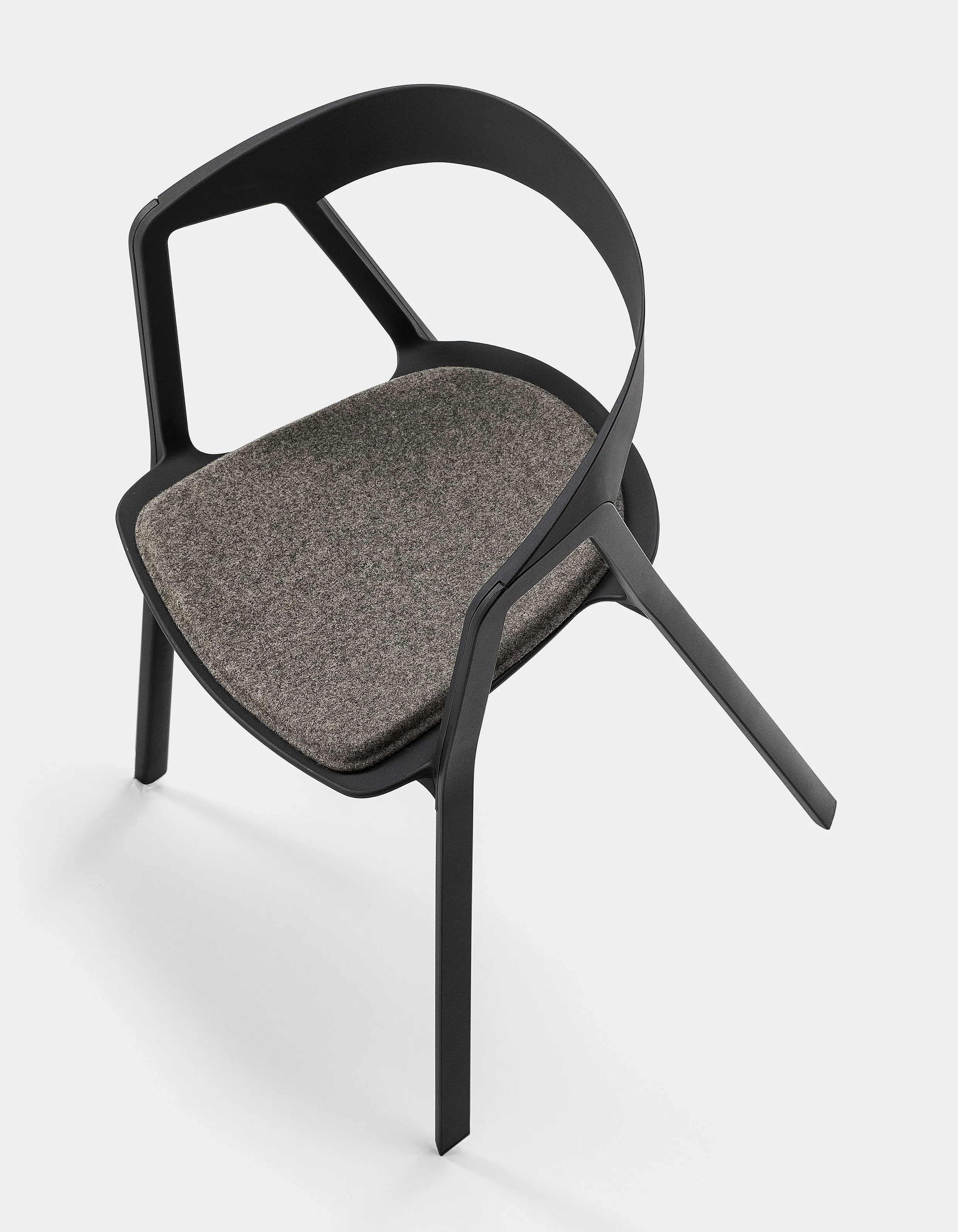 CompasWithCushion_3.jpg