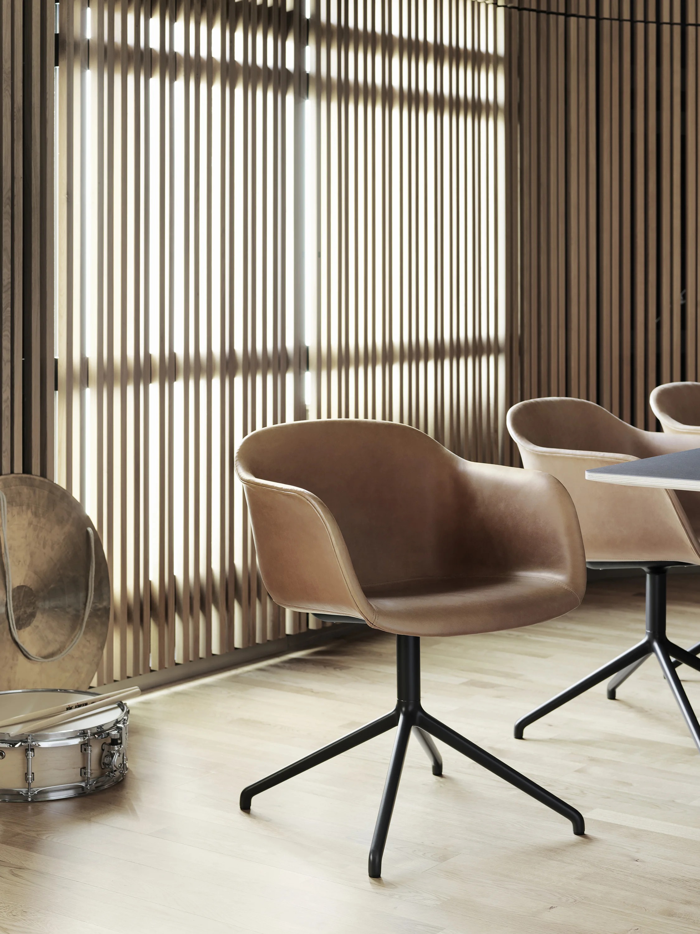 FiberChair_leather _med_res.jpg