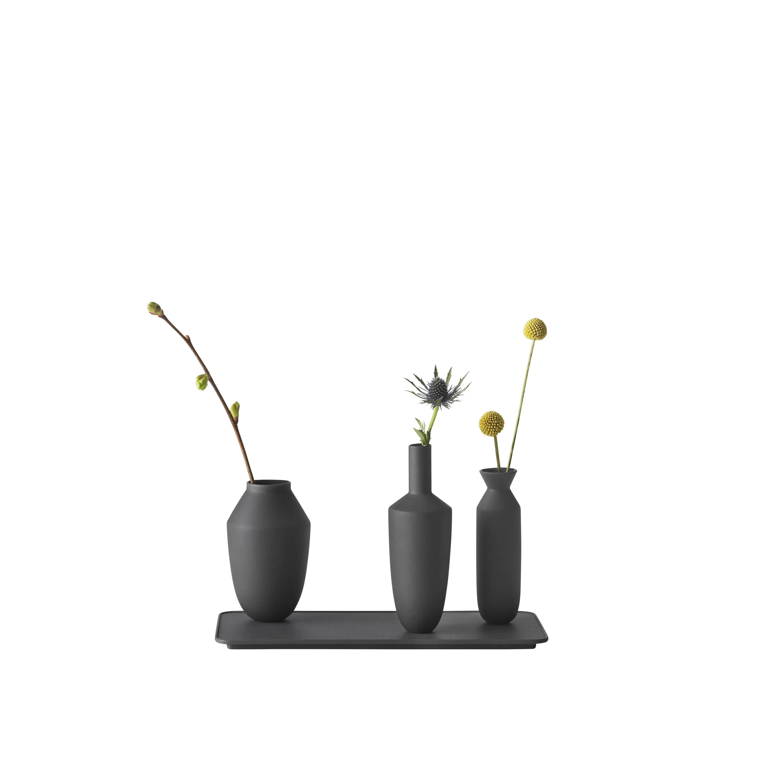 Balance_3vase_set_black_flowers_.jpg