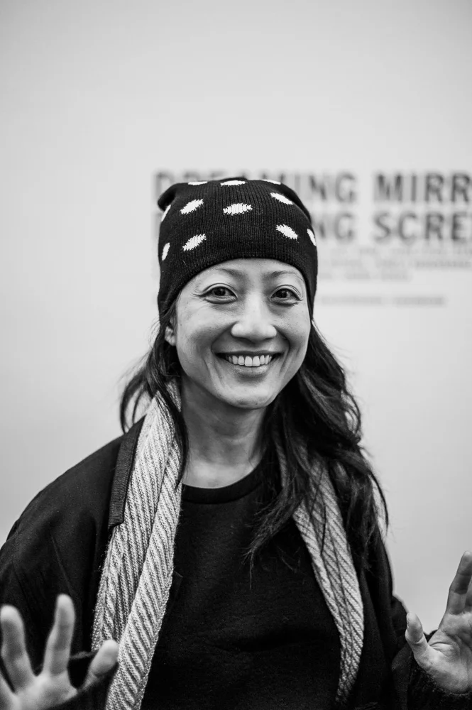 Jee Young Sim