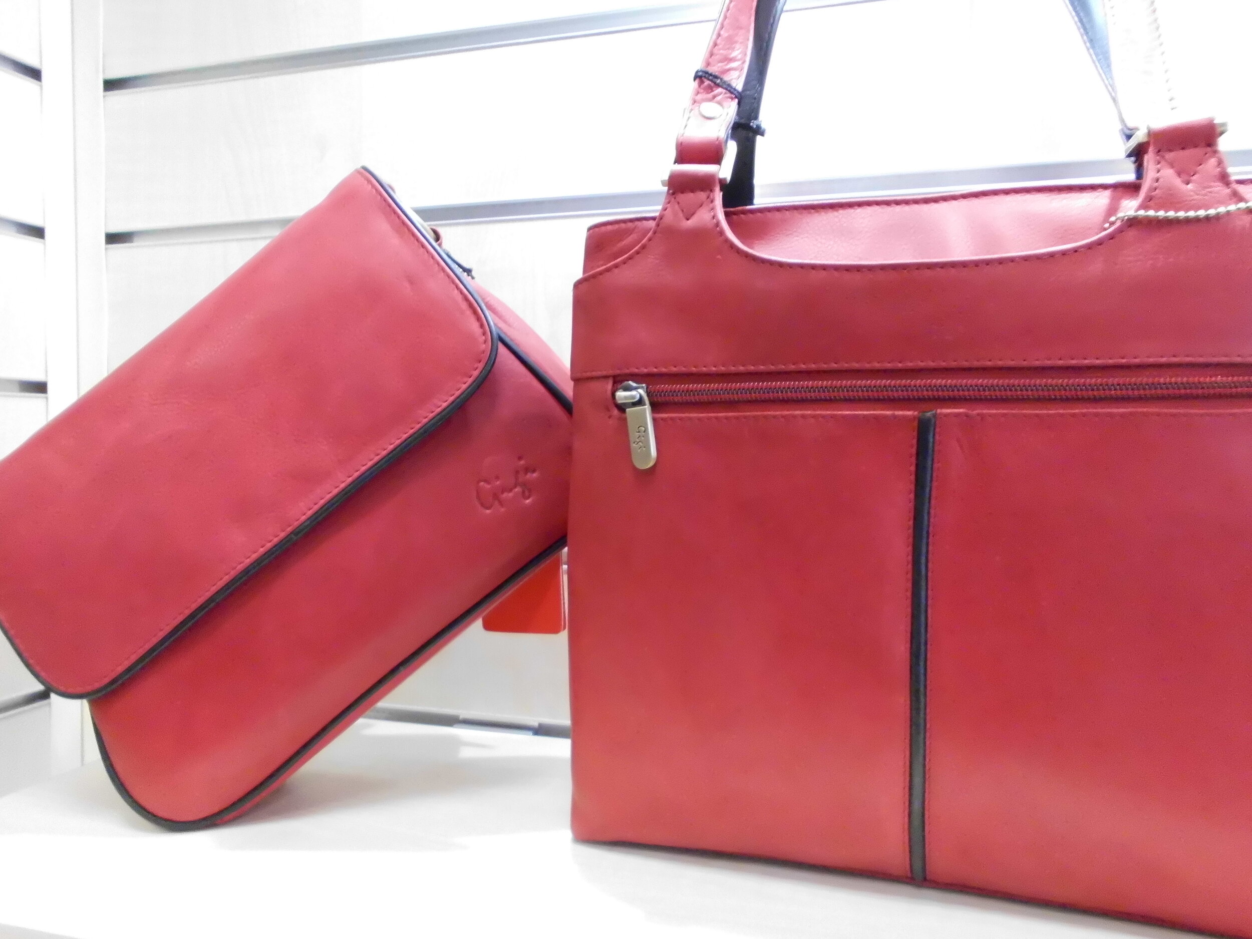 Gigi Red Shoulder Bag style 544 and 1008