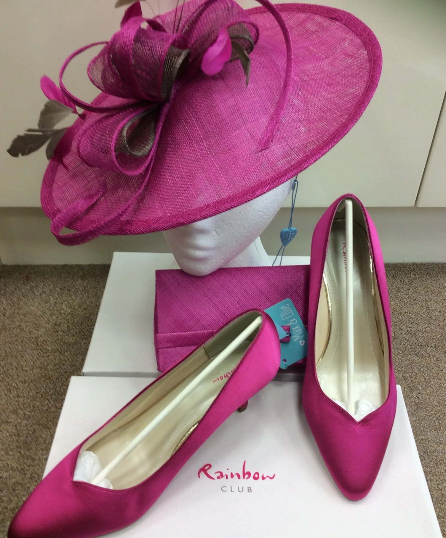 fuschia shoes and bag