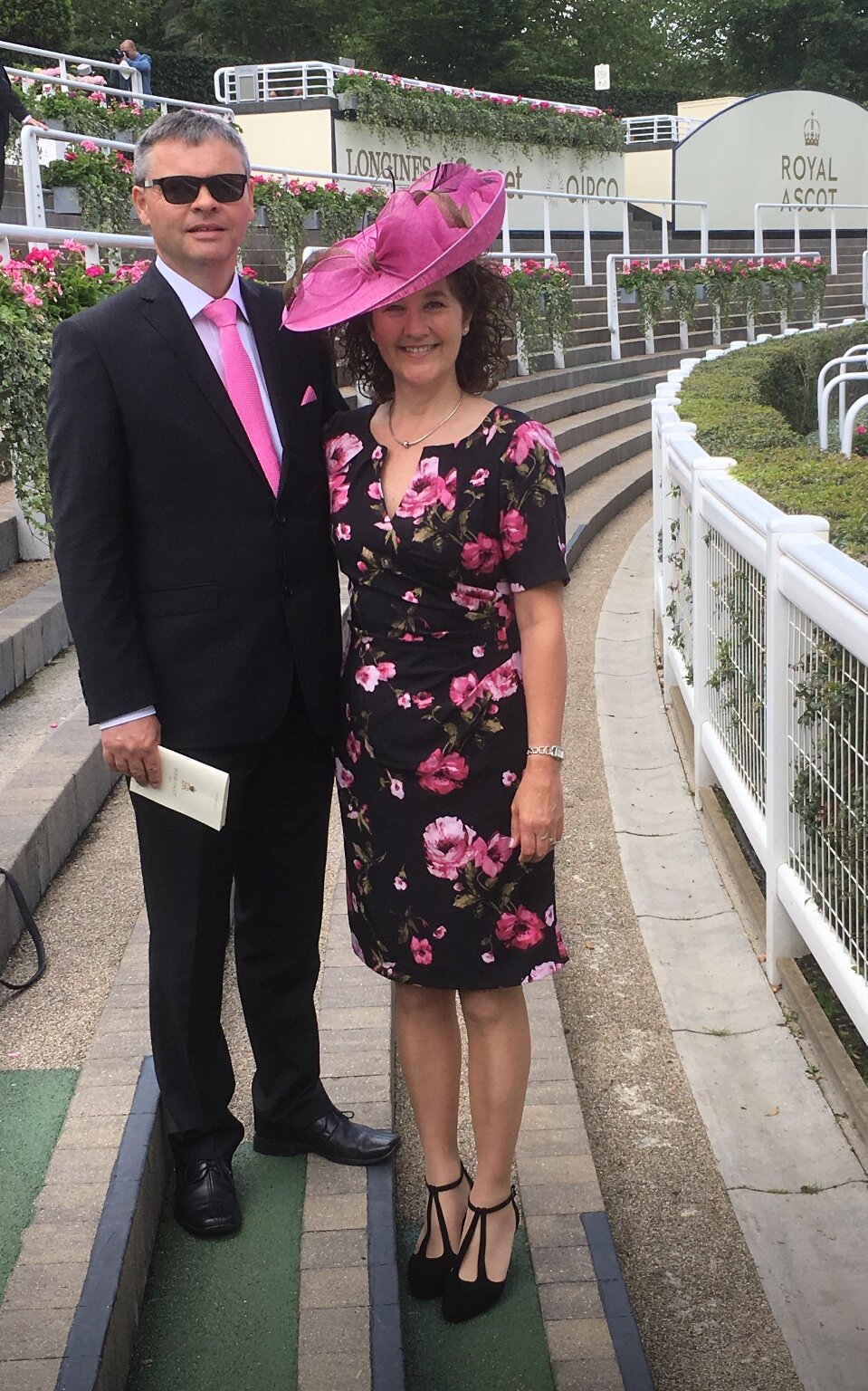 Bespoke Black/Fuchsia Pink Hat Weddings Mother of The Bride/Groom Races Events 