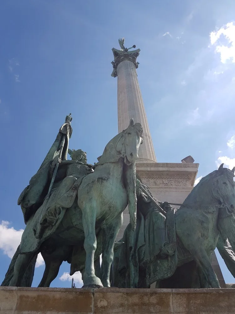 Plaza de los Héroes
