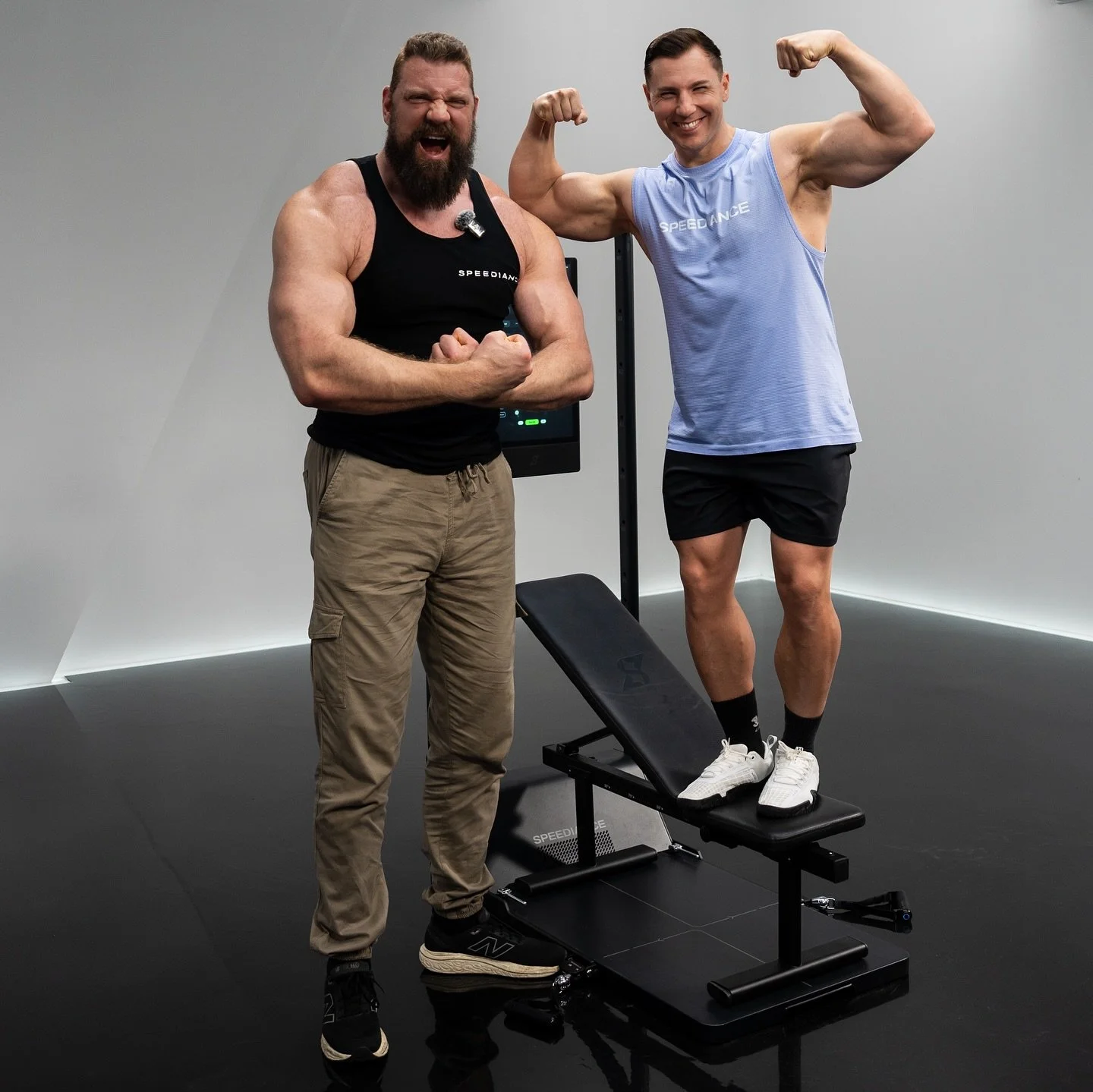 Giant vs. tiny. If that&rsquo;s &ldquo;cute&rdquo;, sure 😅 China was legendary 🇨🇳 @thedutchgiant size difference is real 💪🏼 Where do you belong on the scale?