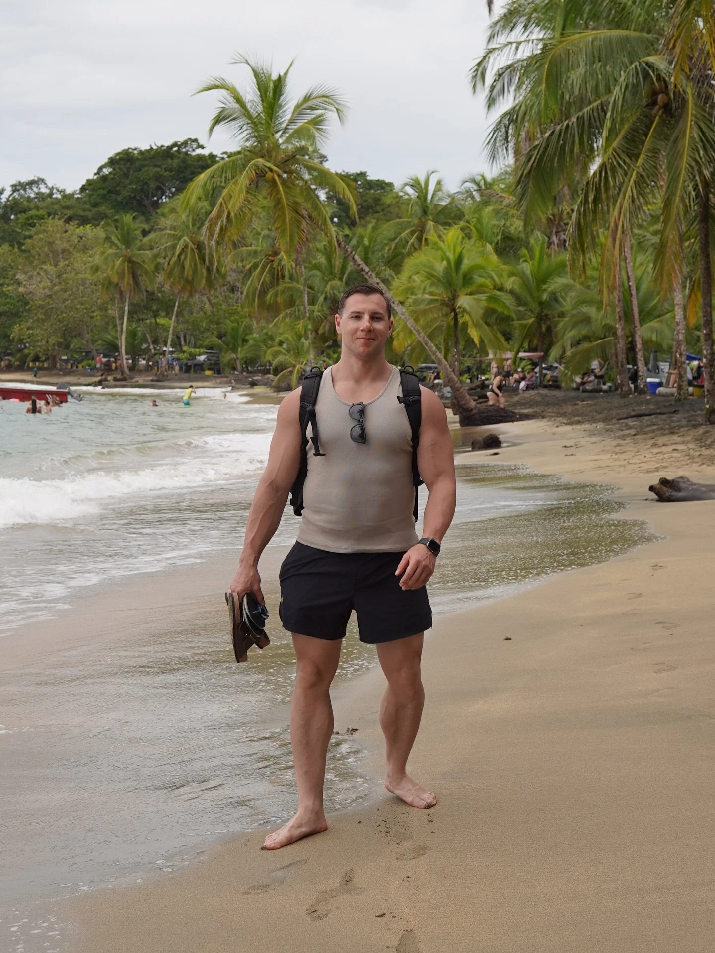 Zwei intensive Wochen liegen hinter mir. Jetzt ruft der Winter. Mit vollem Kalender.

2026 bringt viele neue Projekte. Viele davon entstehen unterwegs. Grund der vielen Reiserei. Durch neue Perspektiven.

Ich bin gespannt auf das, was kommt. Seid ihr