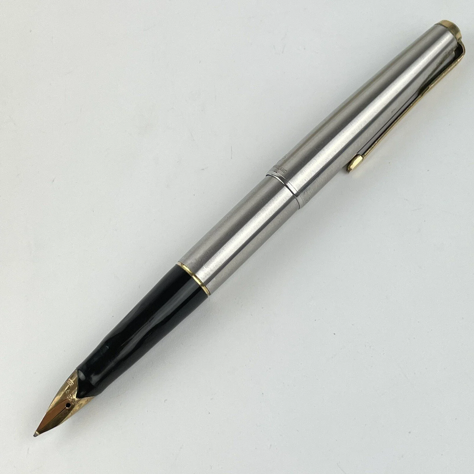 Vintage Parker Stainless Steel Fountain Pen 14K Nib 13cm