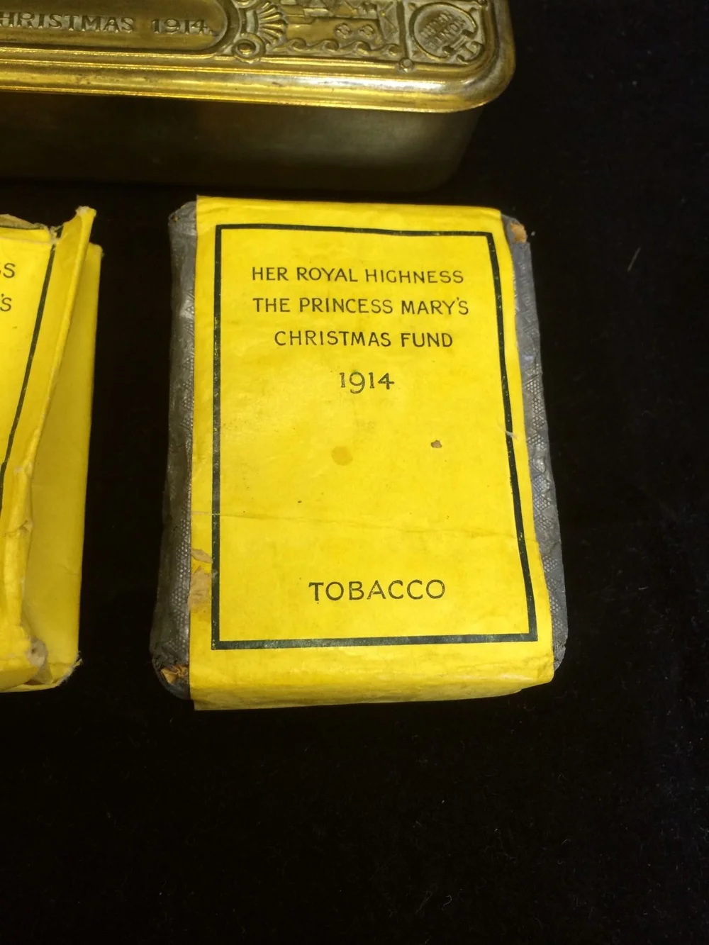 WW1 PRINCESS MARY GIFT TIN CHRISTMAS 1914 ORIGINAL ANTIQUE TIN & TOBACCO  PACK — Wheeler Antiques