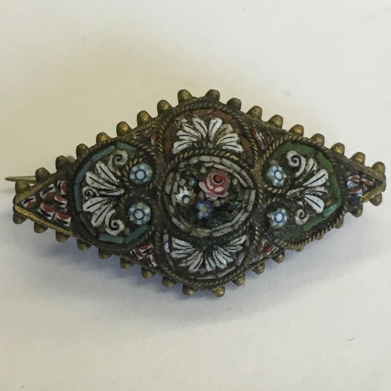 Lovely Antique Floral Micro Mosaic Brooch Brass Great Detail 3cm X 1.5cm