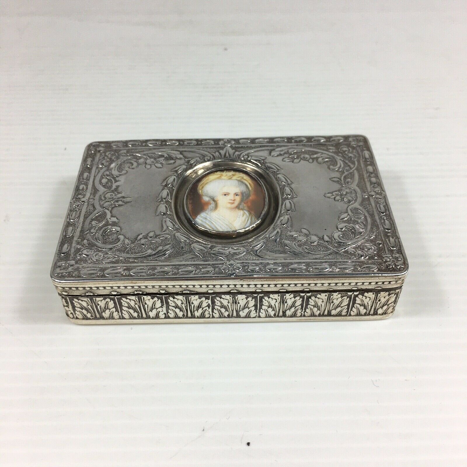 Sterling Silver Pill box Rectangle shape solid 925 silver Hallmarked Engraved